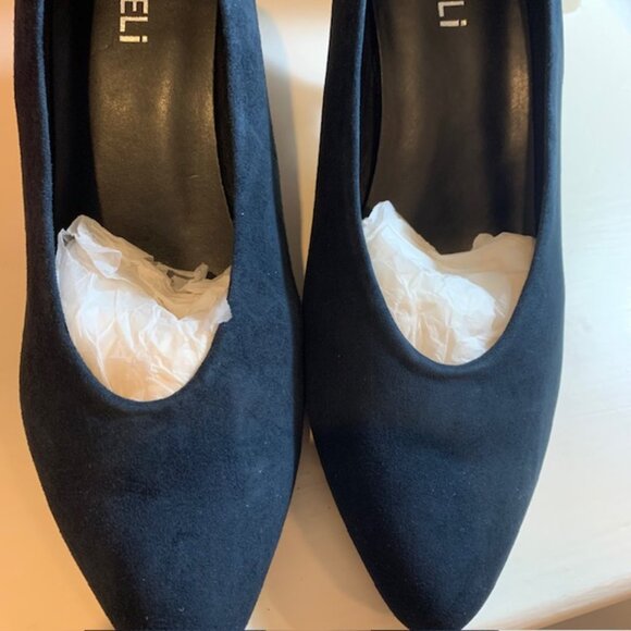 Vaneli Tedra Blue Suede Pumps Size 9.5M - Picture 4 of 8